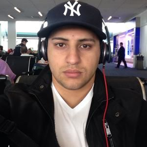 Meet your Posher, Alex